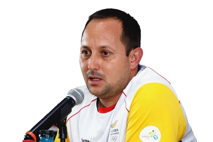 Felipe Taborda: el arquitecto y guardián que mantiene vivo el sueño del fútbol femenino colombiano